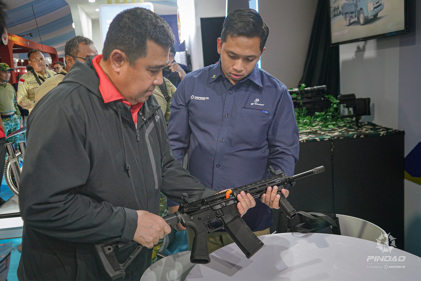 Pindad Tampilkan SS3-M1 dan berbagai produk unggulan pada TNI Fair 2026