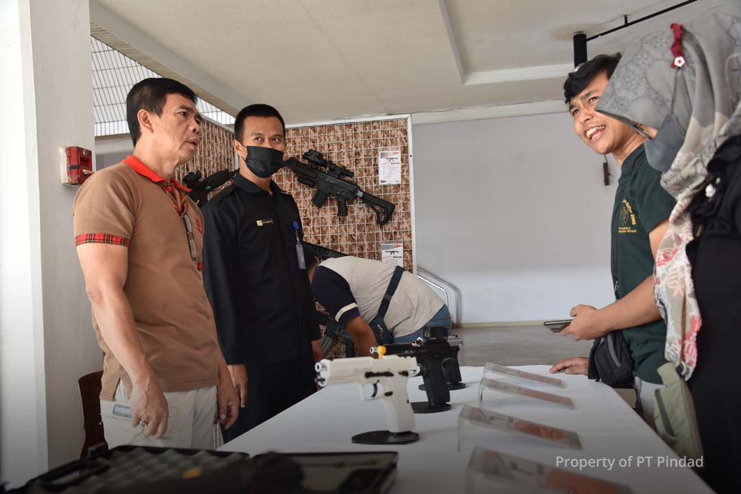PT Pindad Pamerkan Senjata dan Kendaraan Khusus di Pameran Defend ID Peringati HUT PT DI
