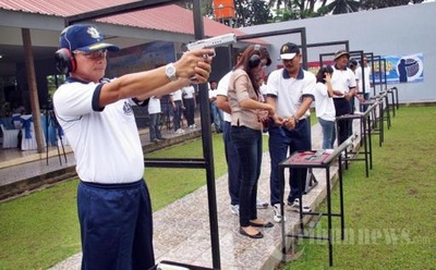 TNI Unggul Sementara Lomba Menembak Asia Tenggara
 