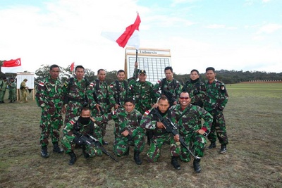 PT PINDAD (PERSERO) DI HUT KE-68 TNI   